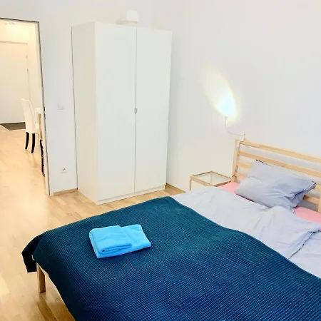 Olympia Suites 아파트